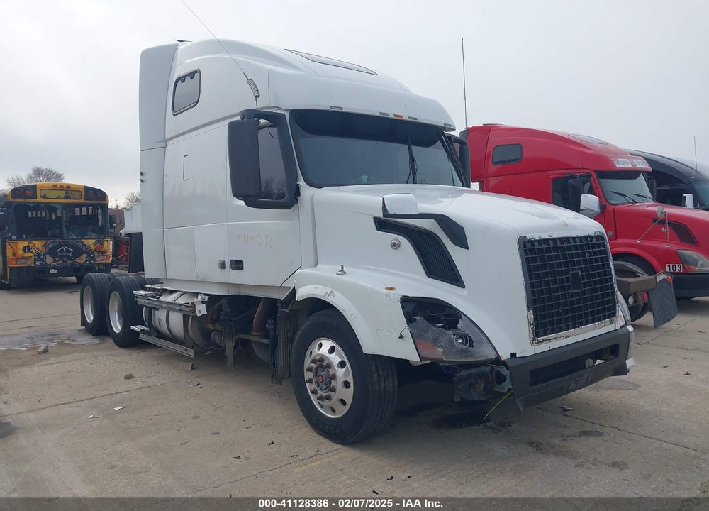 2010 VOLVO VN VIN: 4V4NC9TH3AN265720