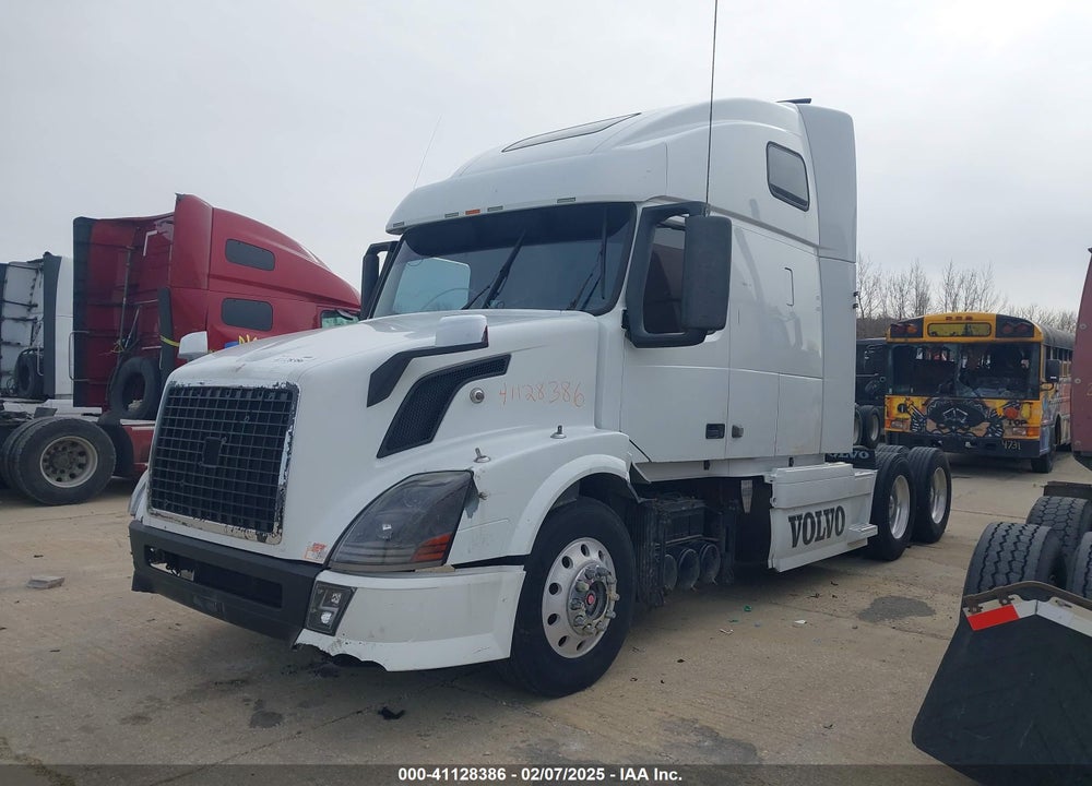 2010 VOLVO VN VIN: 4V4NC9TH3AN265720