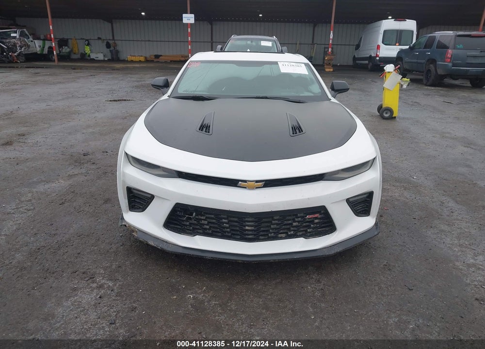 2018 CHEVROLET CAMARO 2SS VIN: 1G1FG1R75J0136291