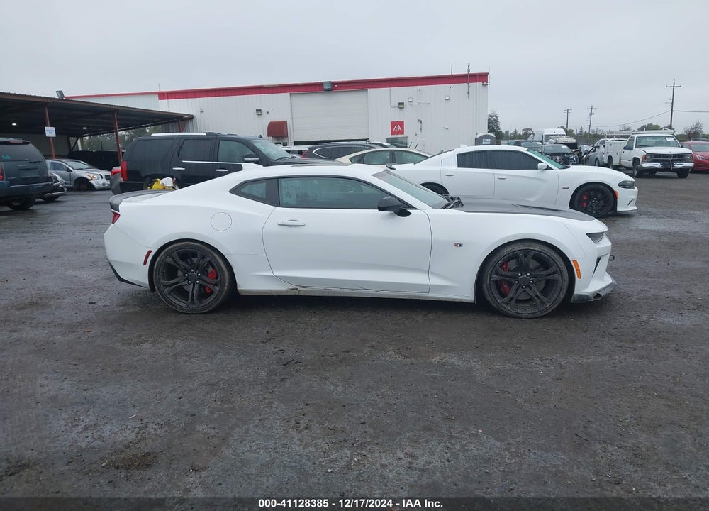 2018 CHEVROLET CAMARO 2SS VIN: 1G1FG1R75J0136291