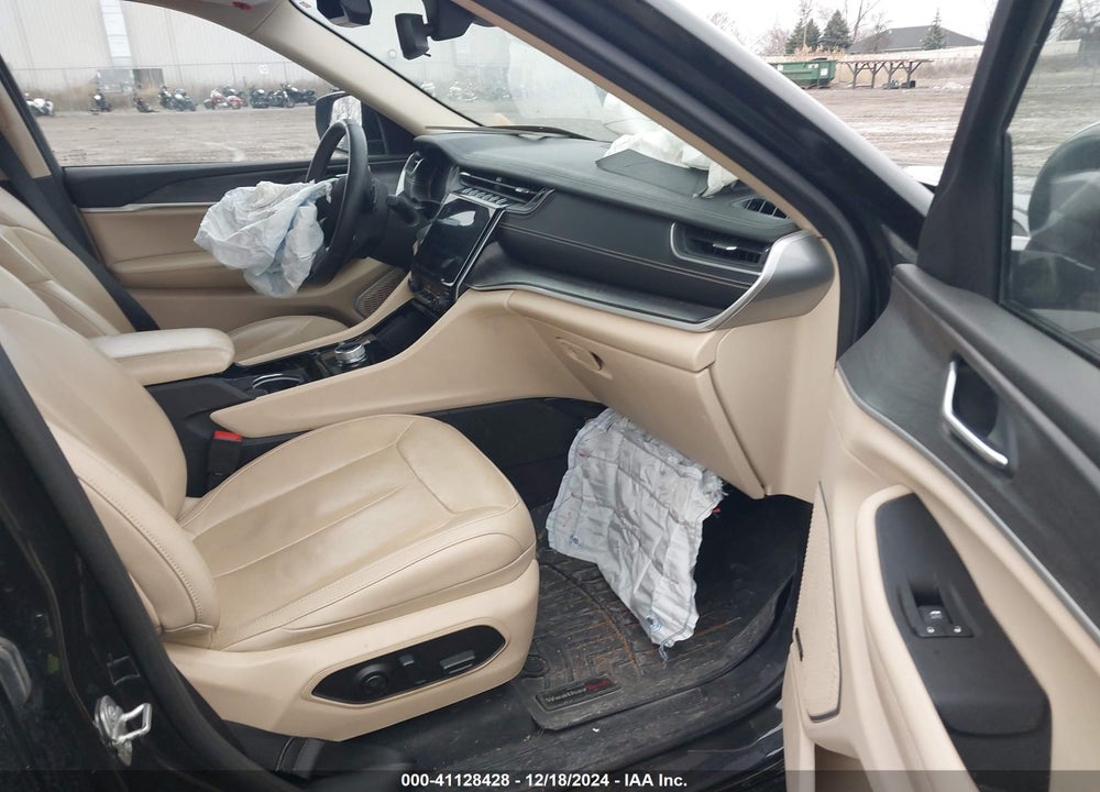 2022 JEEP GRAND CHEROKEE L LIMITED 4X4 VIN: 1C4RJKBG7N8512700