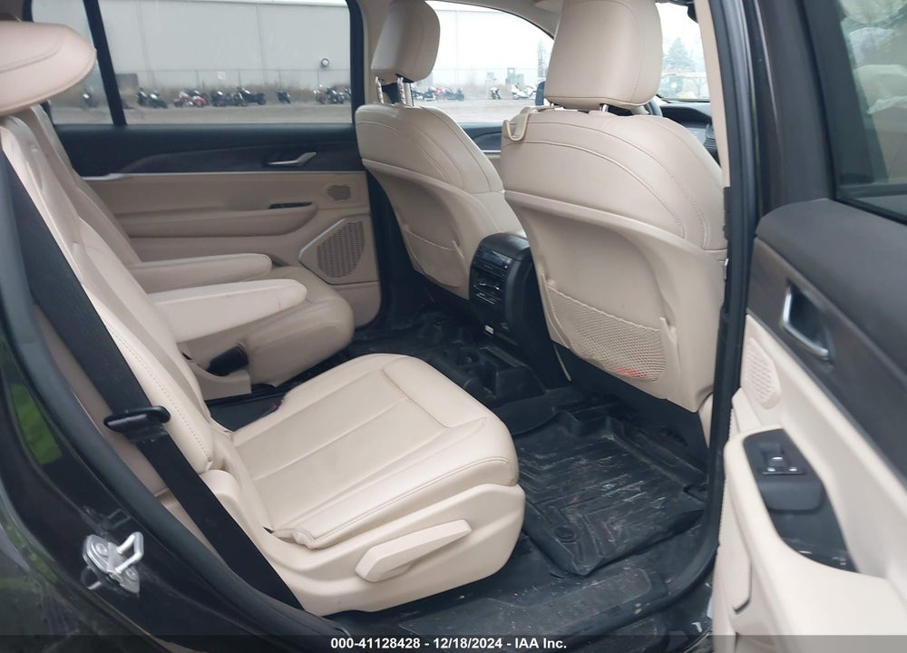 2022 JEEP GRAND CHEROKEE L LIMITED 4X4 VIN: 1C4RJKBG7N8512700