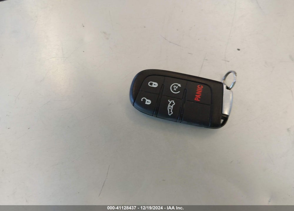 2015 CHRYSLER 300 VIN: 2C3CCAAG9FH864477