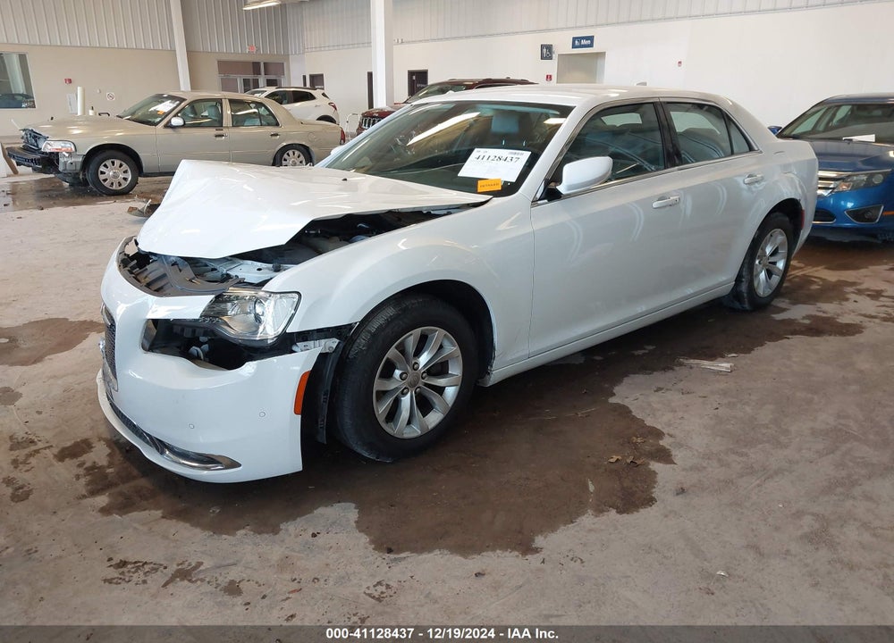 2015 CHRYSLER 300 VIN: 2C3CCAAG9FH864477