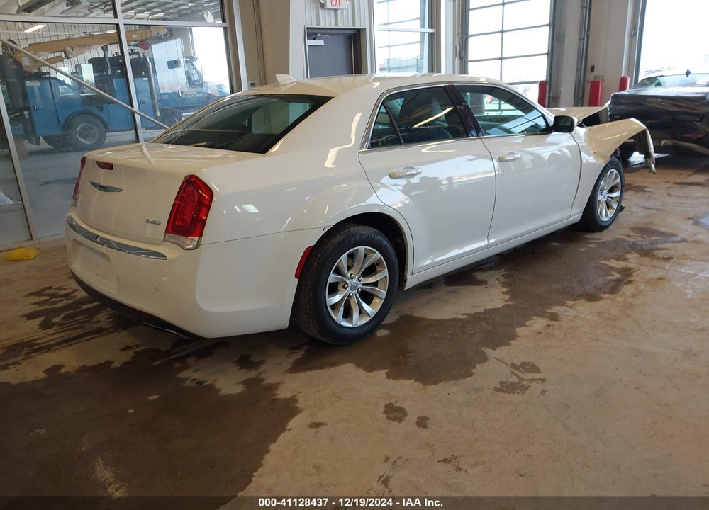 2015 CHRYSLER 300 VIN: 2C3CCAAG9FH864477