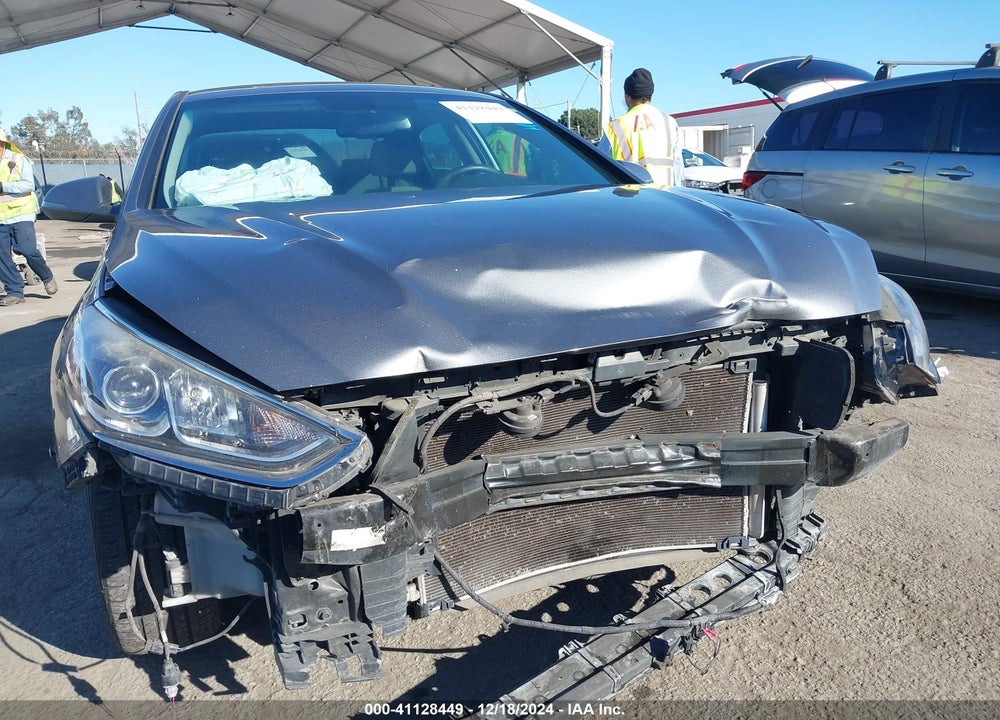 2019 HYUNDAI SONATA SEL VIN: 5NPE34AF2KH737682