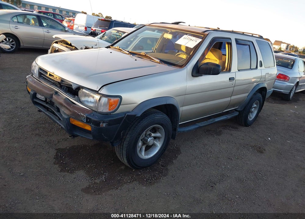 1996 NISSAN PATHFINDER XE/LE VIN: JN8AR05S0TW047569