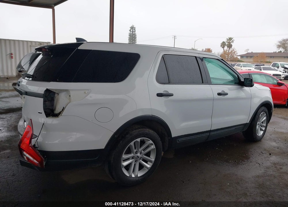2018 FORD POLICE INTERCEPTOR VIN: 1FM5K8AR2JGB59182