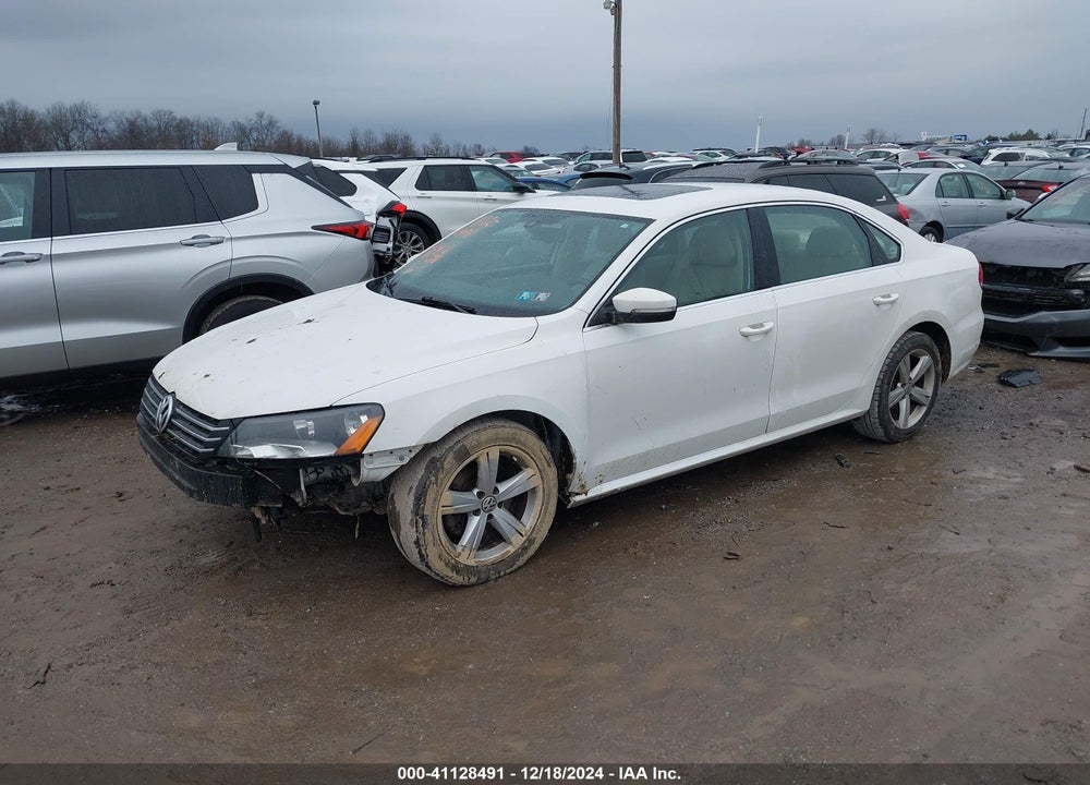 2013 VOLKSWAGEN PASSAT 2.5L SE VIN: 1VWBP7A35DC113353