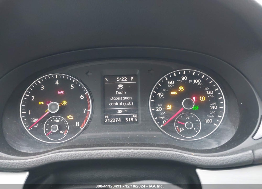 2013 VOLKSWAGEN PASSAT 2.5L SE VIN: 1VWBP7A35DC113353