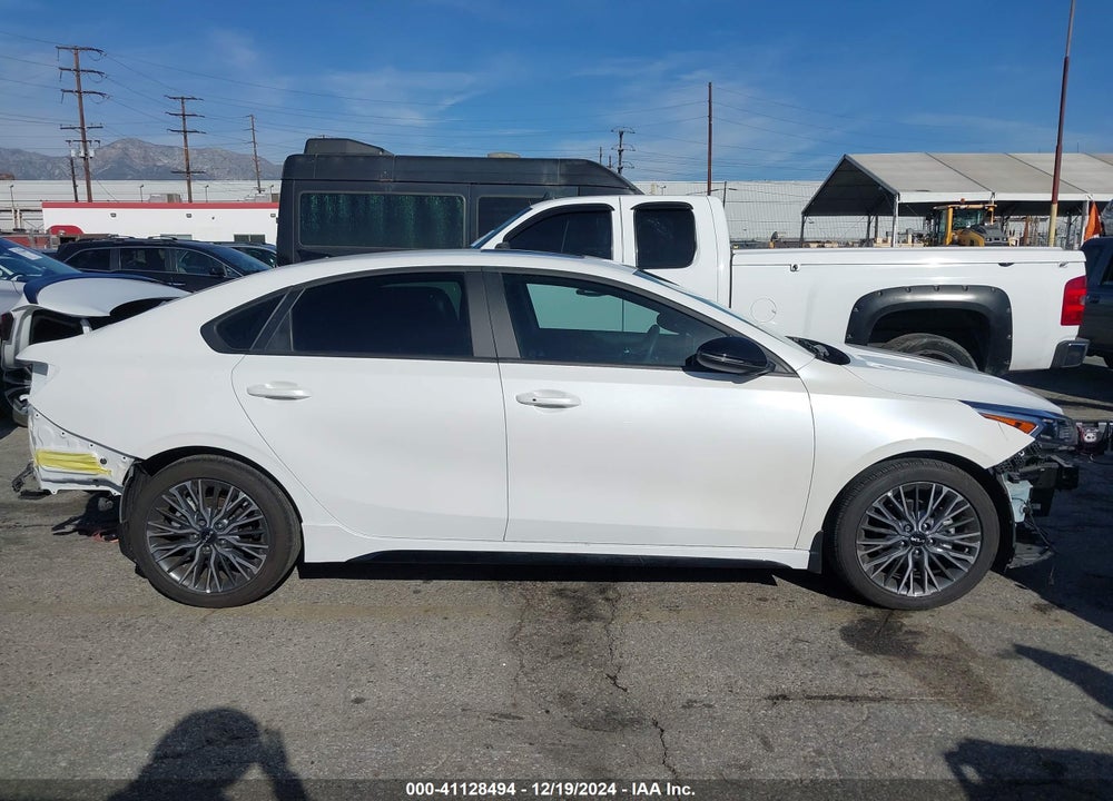2024 KIA FORTE VIN: 3KPF54AD8RE756765
