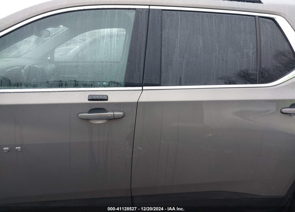 2018 CHEVROLET TRAVERSE 1LT VIN: 1GNERGKW3JJ112476