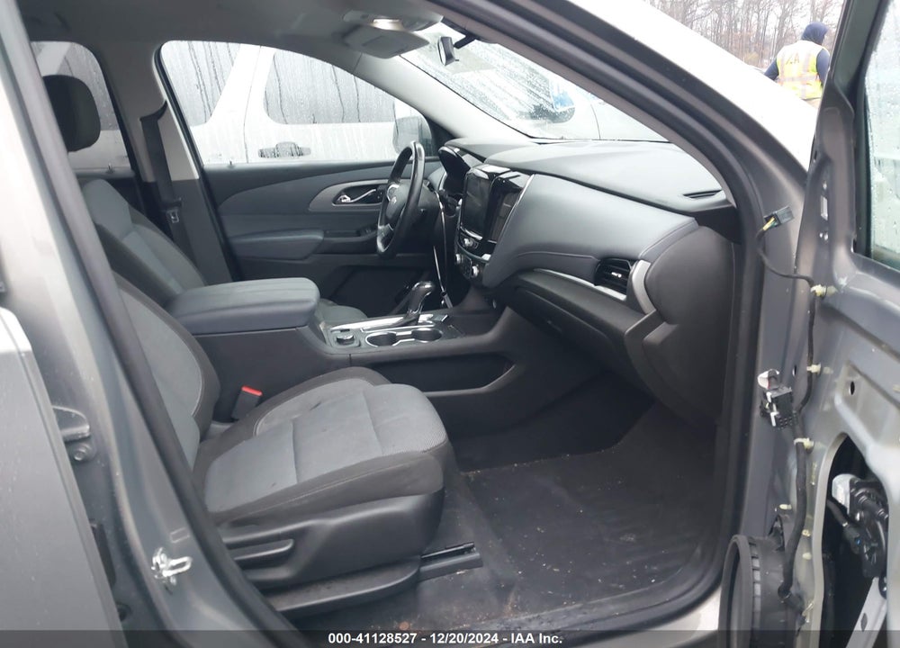 2018 CHEVROLET TRAVERSE 1LT VIN: 1GNERGKW3JJ112476