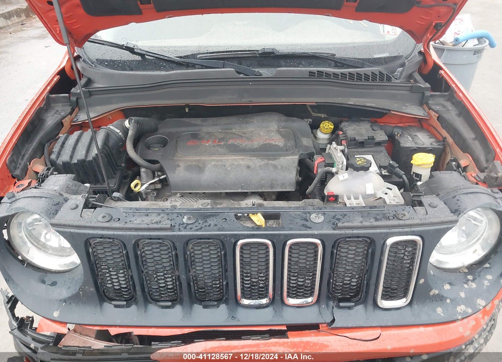 2016 JEEP RENEGADE LATITUDE VIN: ZACCJBBT2GPD77009