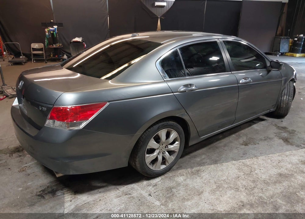 2010 HONDA ACCORD 3.5 EX-L VIN: 1HGCP3F86AA027126