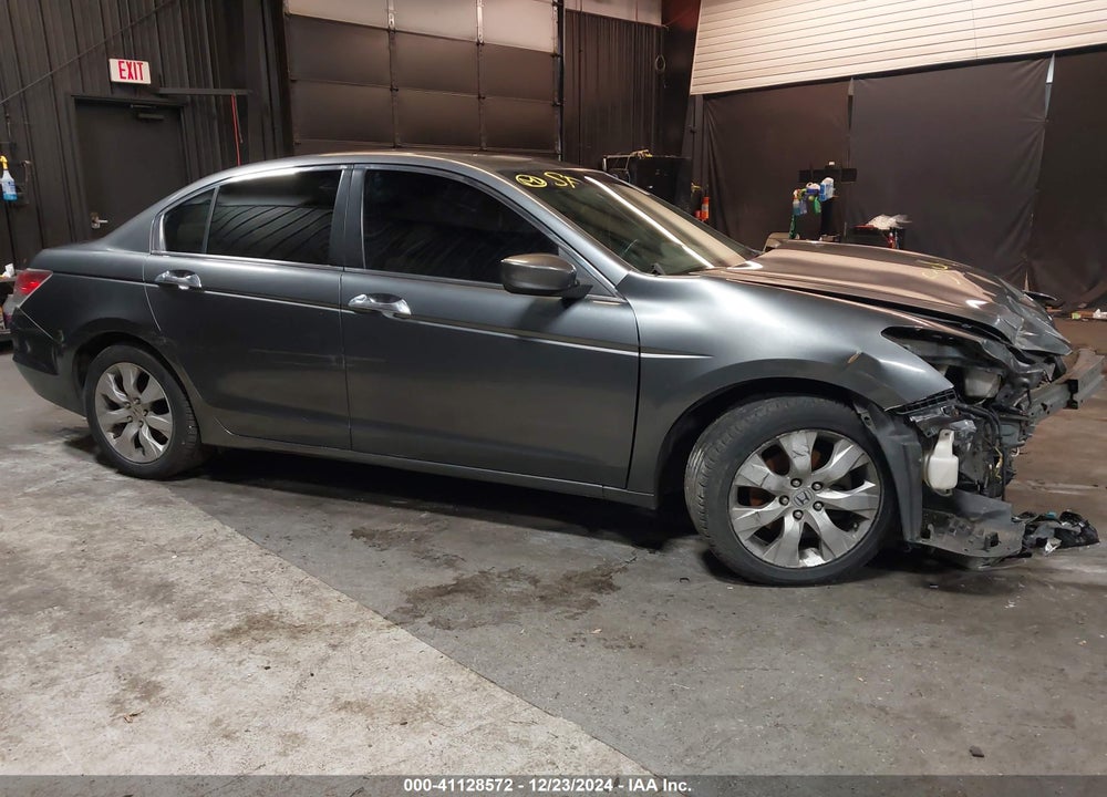 2010 HONDA ACCORD 3.5 EX-L VIN: 1HGCP3F86AA027126