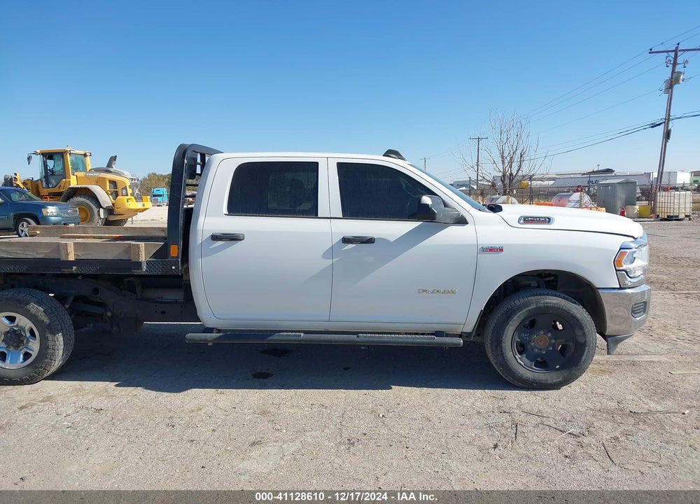 2019 RAM 2500 TRADESMAN 4X4 8' BOX VIN: 3C6UR5HJ3KG590475