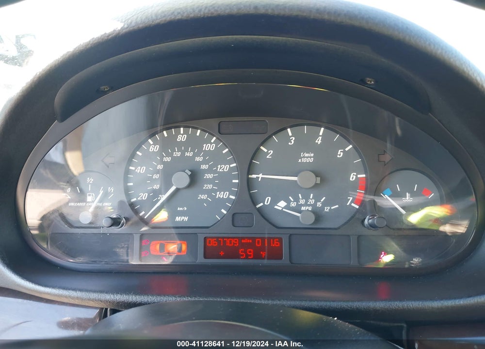 2001 BMW 325CI VIN: WBABN33401JW50742