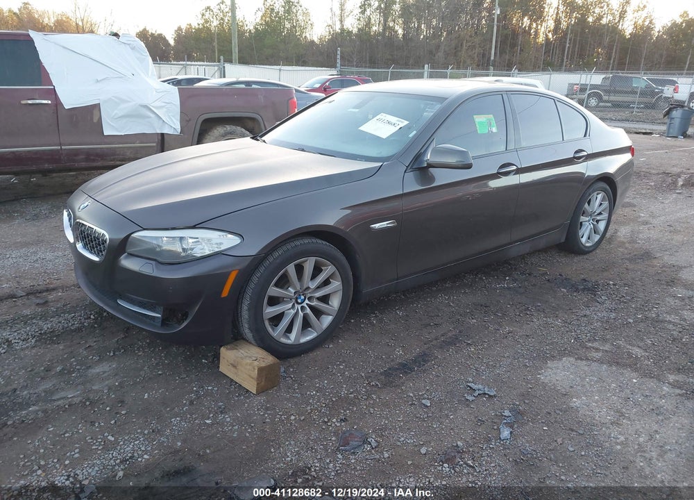 2011 BMW 528I VIN: WBAFR1C56BC744407