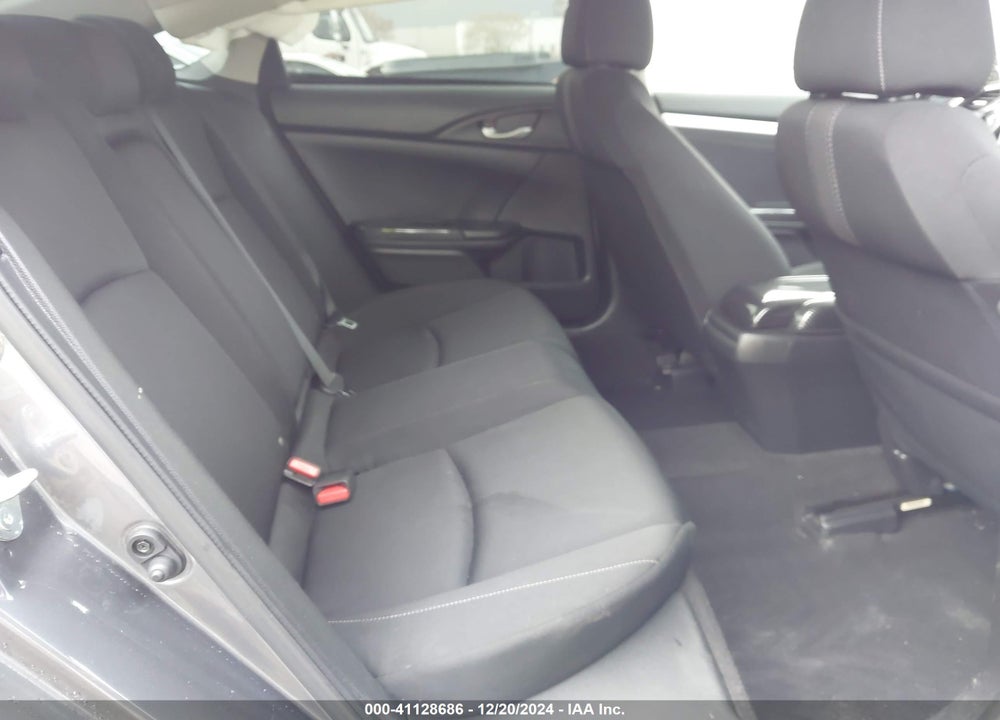 2018 HONDA CIVIC VIN: JHMFC1F33JX023689