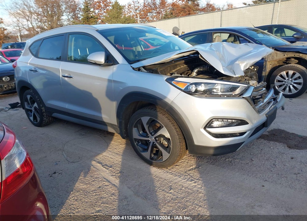 2017 HYUNDAI TUCSON LIMITED VIN: KM8J3CA2XHU530876