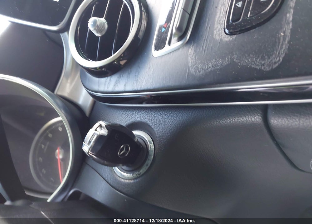 2019 MERCEDES-BENZ GLC 300 VIN: WDC0G4JB5KV123926