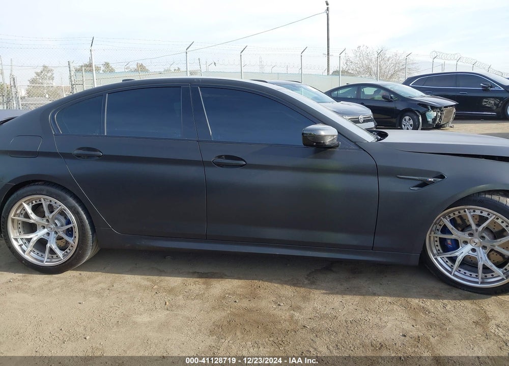 2023 BMW M5 VIN: WBS83CH01PCN02954