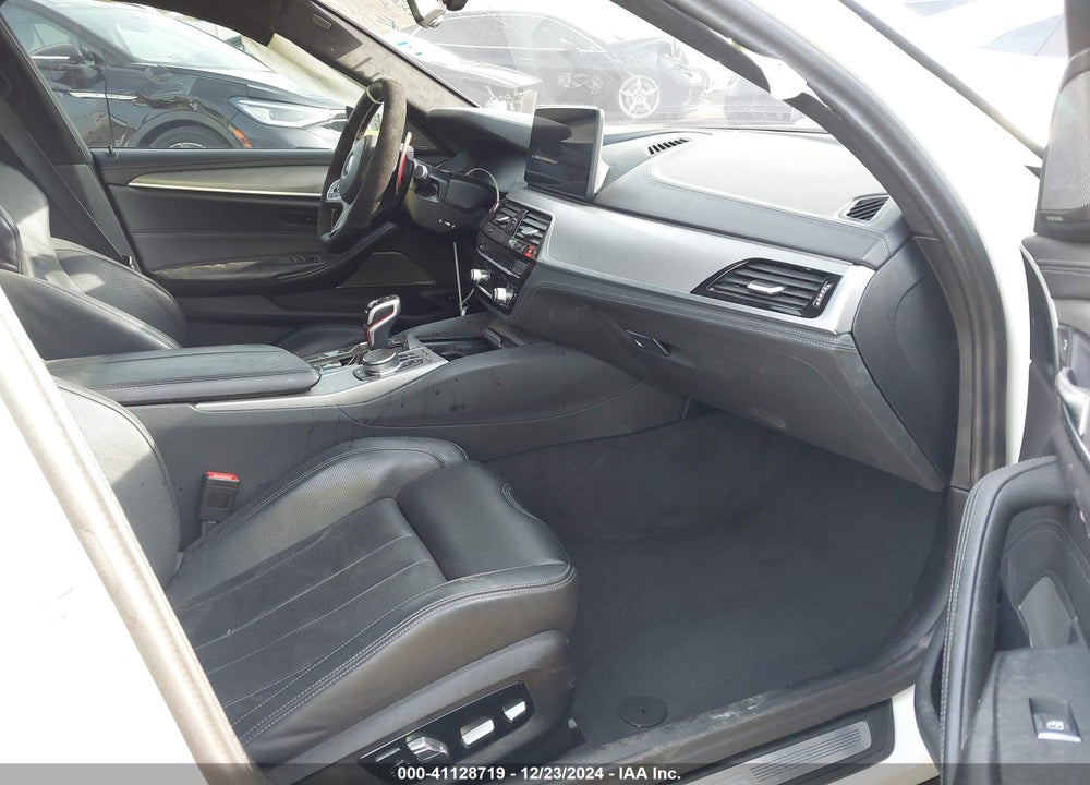 2023 BMW M5 VIN: WBS83CH01PCN02954