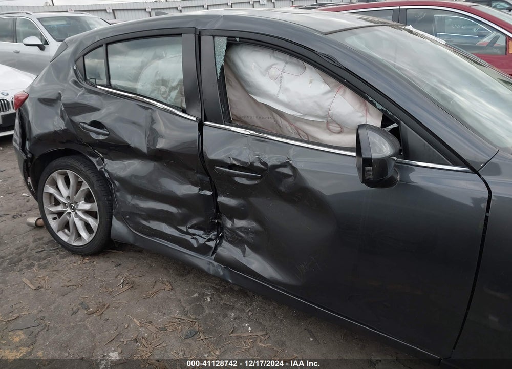 2016 MAZDA MAZDA3 VIN: JM1BM1M31G1277302