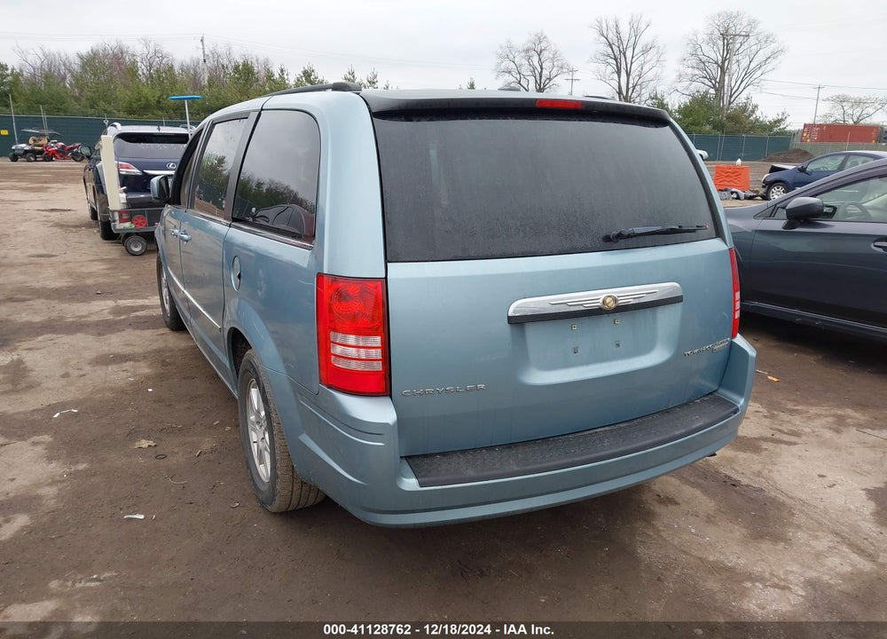 2010 CHRYSLER TOWN & COUNTRY TOURING VIN: 2A4RR5D11AR266139
