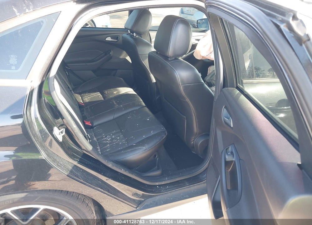 2014 FORD FOCUS VIN: 1FADP3F26EL216373