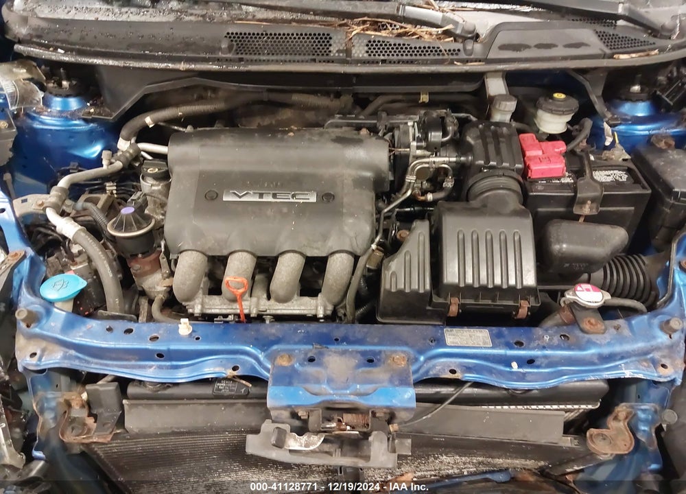 2008 HONDA FIT VIN: JHMGD374X8S017724