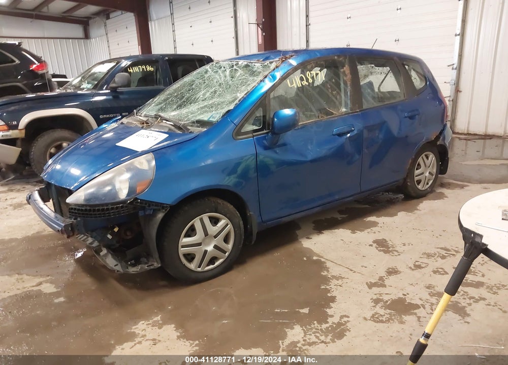 2008 HONDA FIT VIN: JHMGD374X8S017724