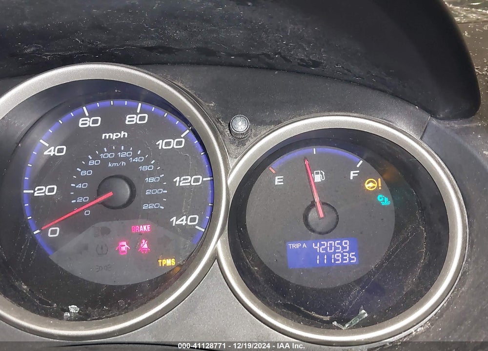 2008 HONDA FIT VIN: JHMGD374X8S017724