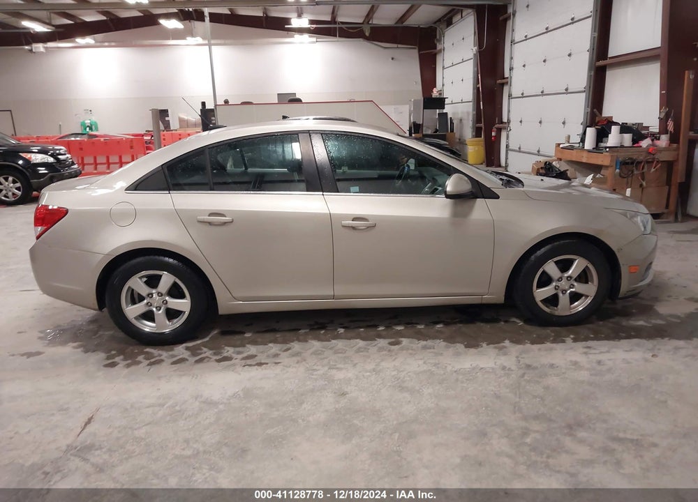 2014 CHEVROLET CRUZE VIN: 1G1PC5SB8E7347892