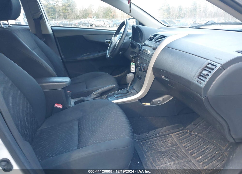 2009 TOYOTA COROLLA S VIN: 2T1BU40E49C077277