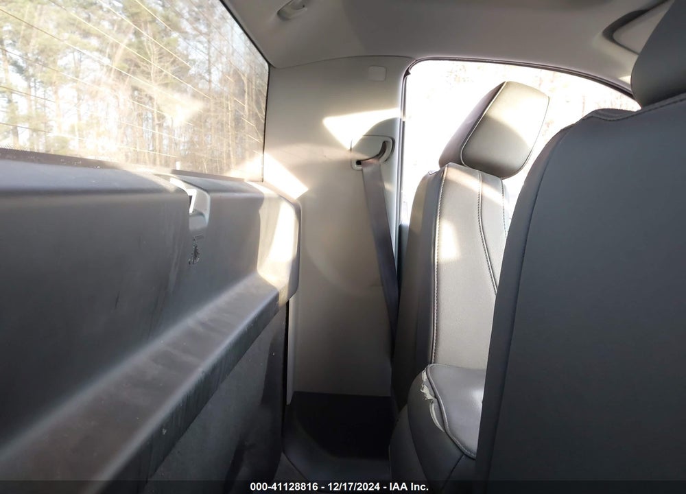 2019 CHEVROLET SILVERADO 1500 VIN: 3GCNWAEH1KG297948