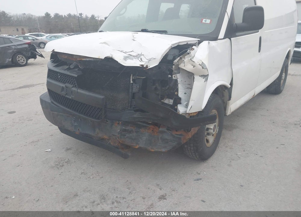 2008 CHEVROLET EXPRESS WORK VAN VIN: 1GCGG25C281209576