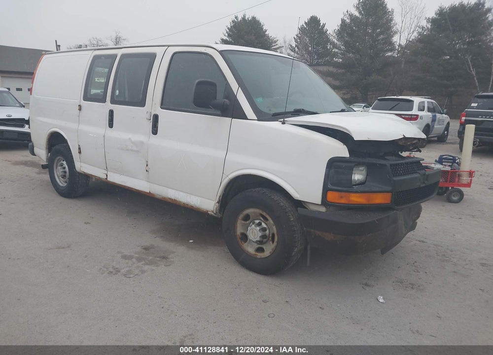 2008 CHEVROLET EXPRESS WORK VAN VIN: 1GCGG25C281209576