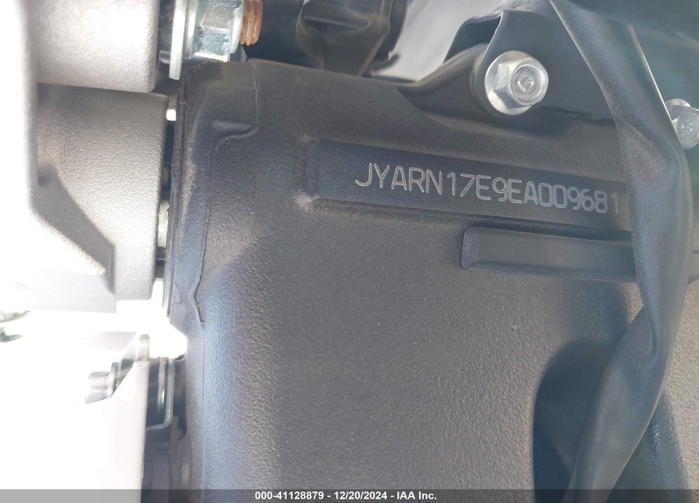 2014 YAMAHA FZ1 S VIN: JYARN17E9EA009681