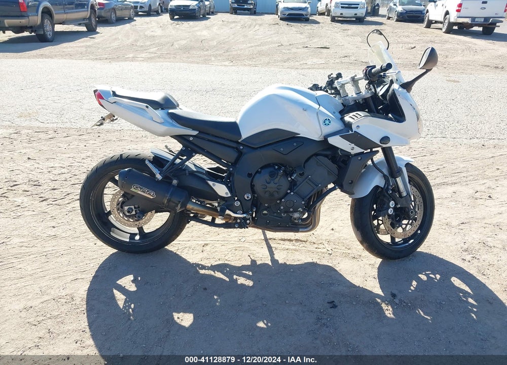 2014 YAMAHA FZ1 S VIN: JYARN17E9EA009681