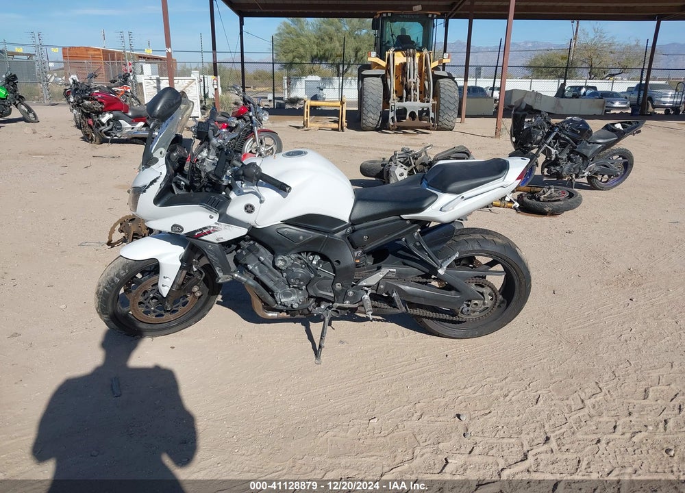2014 YAMAHA FZ1 S VIN: JYARN17E9EA009681