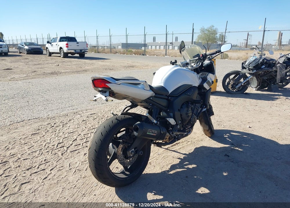 2014 YAMAHA FZ1 S VIN: JYARN17E9EA009681
