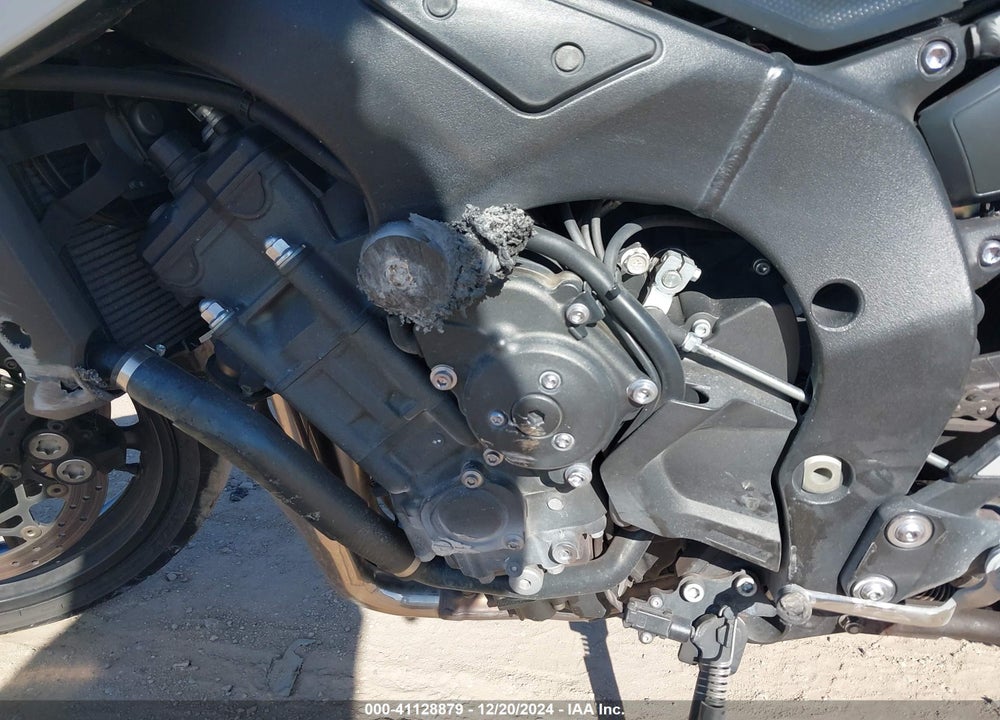 2014 YAMAHA FZ1 S VIN: JYARN17E9EA009681
