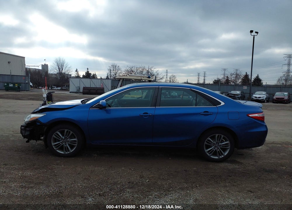 2017 TOYOTA CAMRY SE VIN: 4T1BF1FK5HU657494