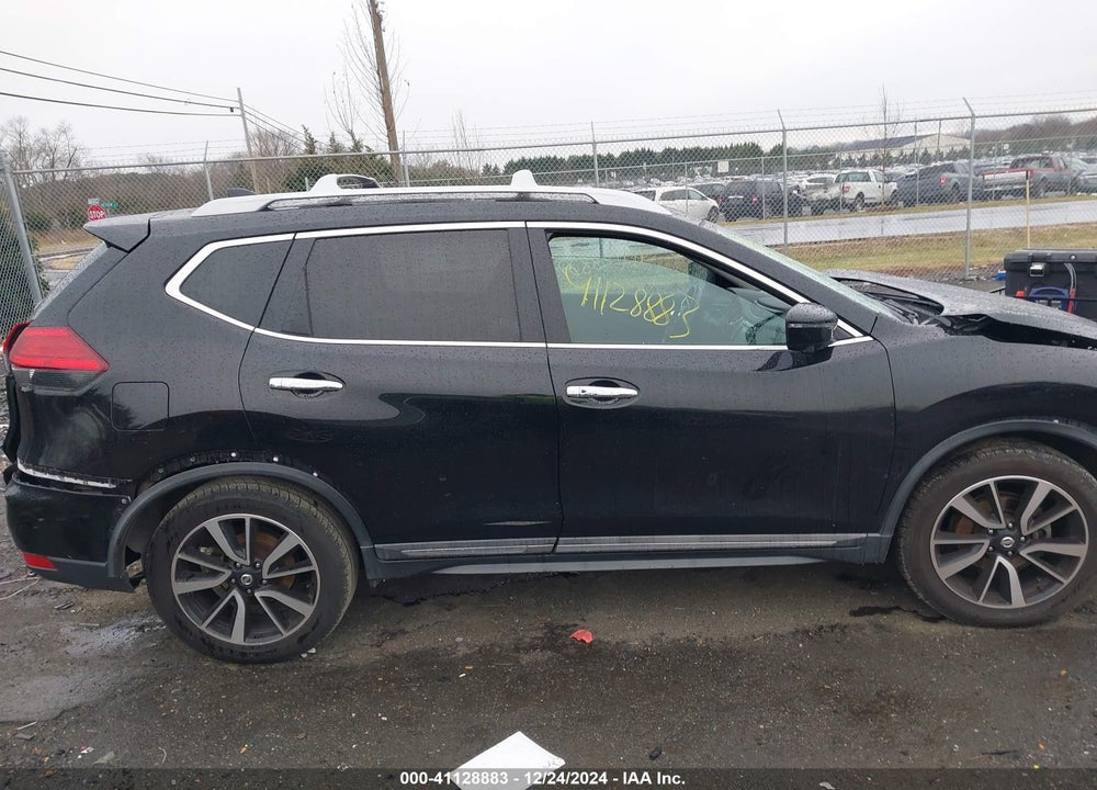 2017 NISSAN ROGUE SL VIN: 5N1AT2MV4HC731694