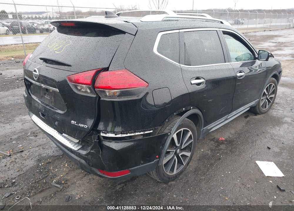 2017 NISSAN ROGUE SL VIN: 5N1AT2MV4HC731694