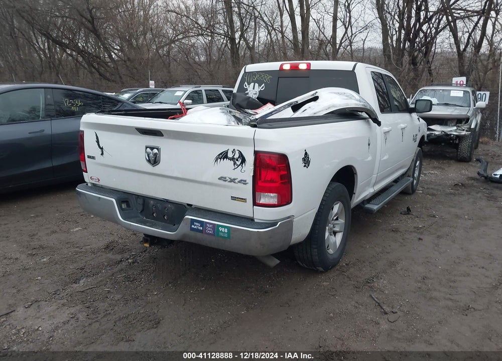2019 RAM 1500 CLASSIC VIN: 1C6RR7GGXKS582518