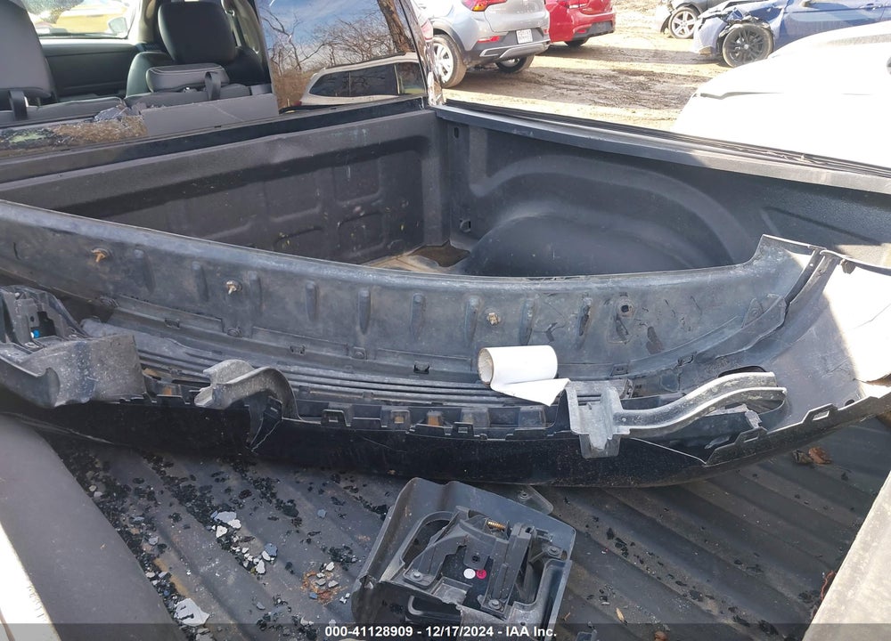2014 RAM 1500 VIN: 1C6RR7MT4ES469220