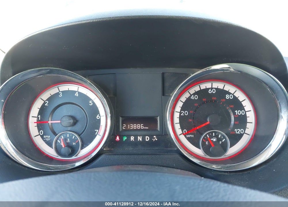 2011 DODGE GRAND CARAVAN MAINSTREET VIN: 2D4RN3DG4BR727980